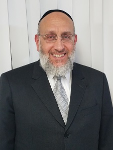 Picture of Rabbi Yaakov Singer.